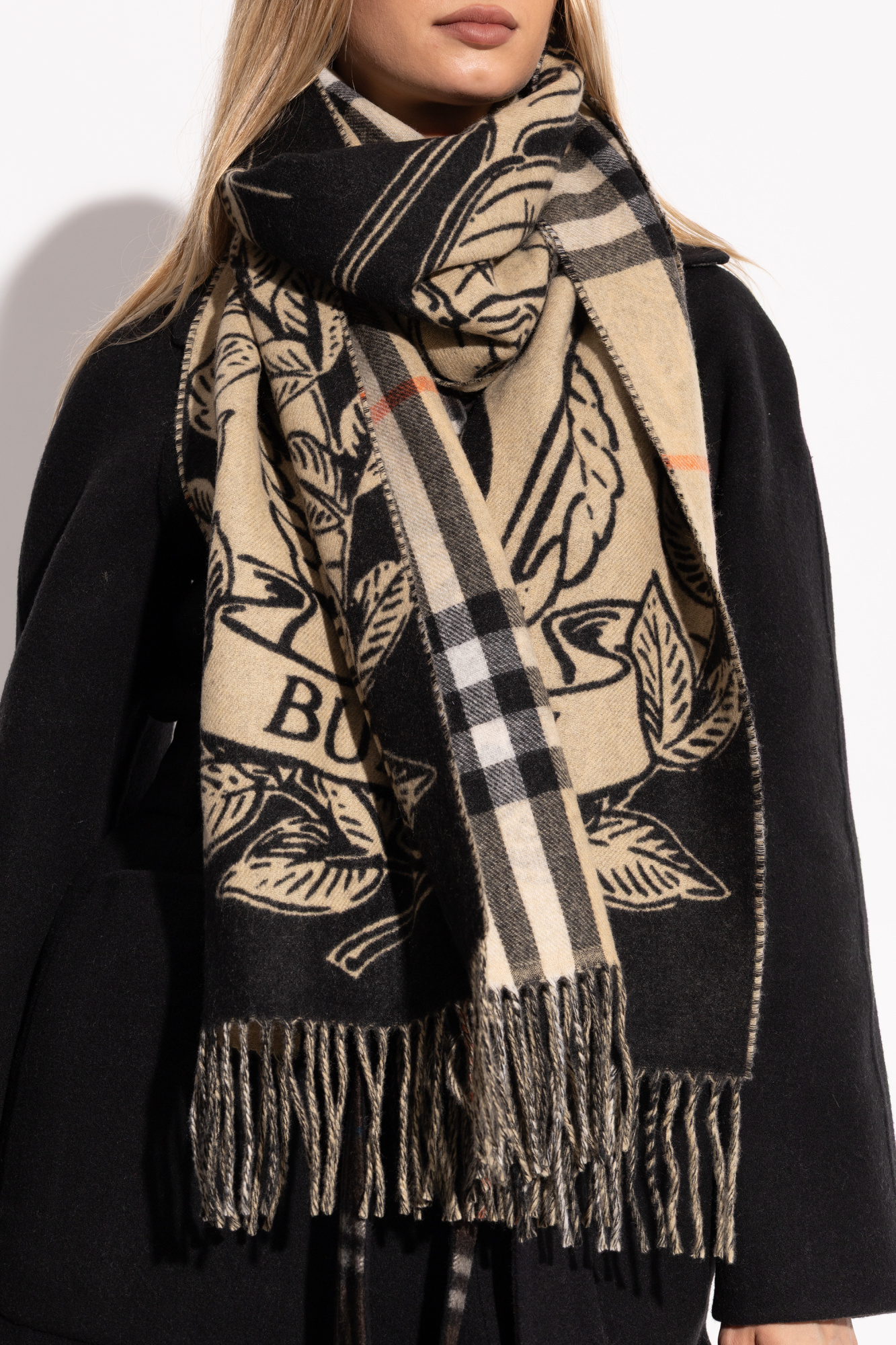 トップス Burberry England Cashmere Scurf 341122270_1.jpg